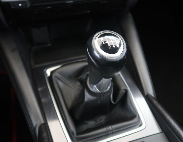 Mazda 6 Kombi 2,0 l 121 kw