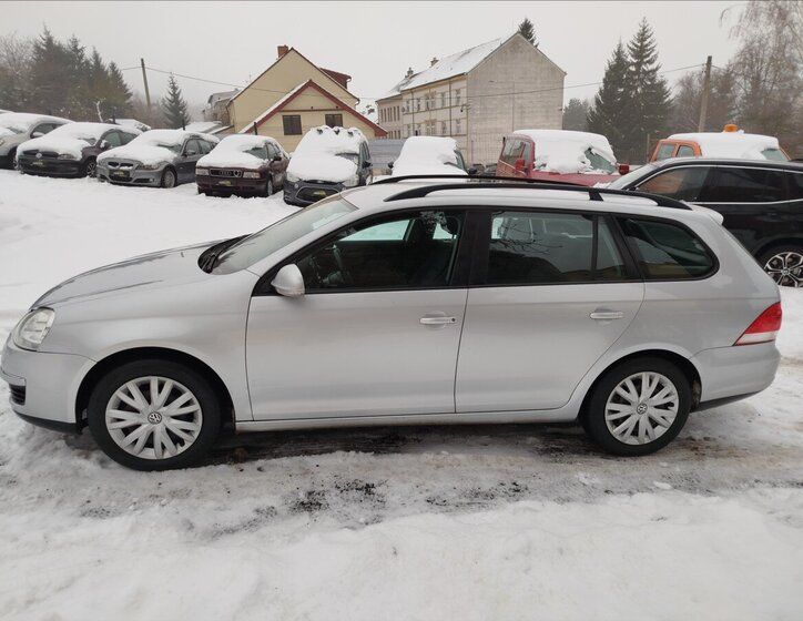 Volkswagen Golf Kombi 1,9 l 77 kw