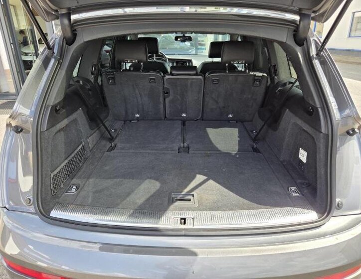 Audi Q7 SUV 4,1 l 250 kw