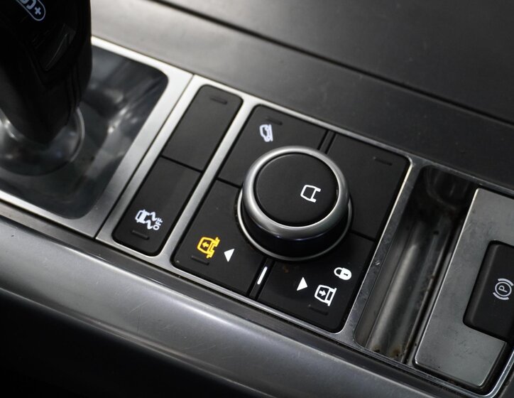 Land Rover Range Rover Sport SUV 3,0 l 225 kw