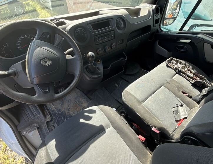 Renault Master 13