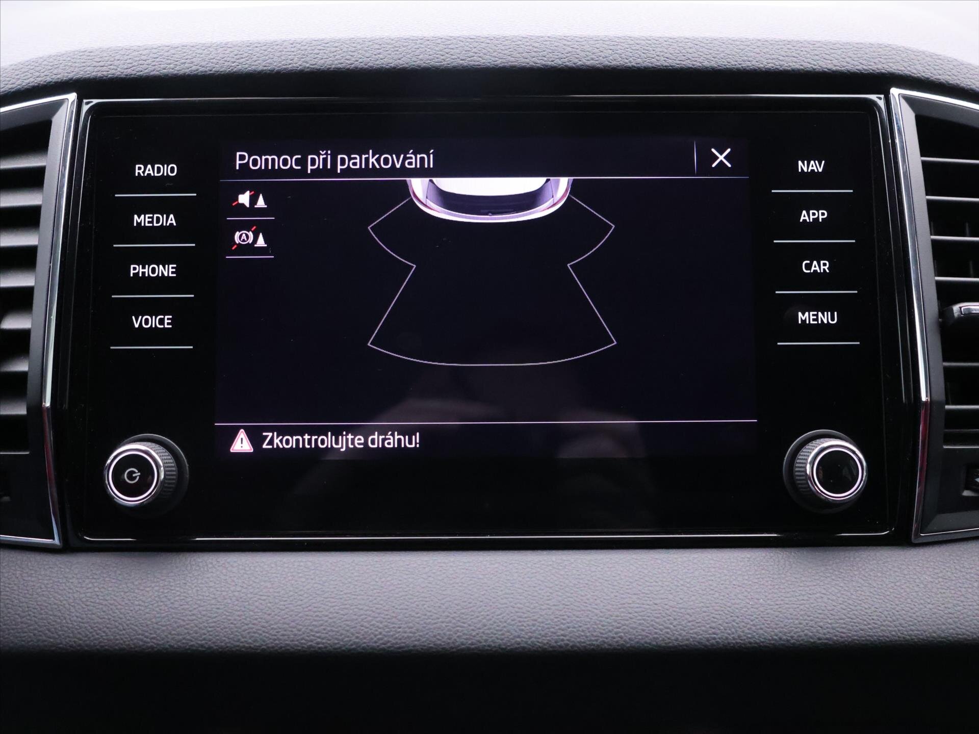 Škoda Karoq SUV / Terénní 2,0 l 85 kw