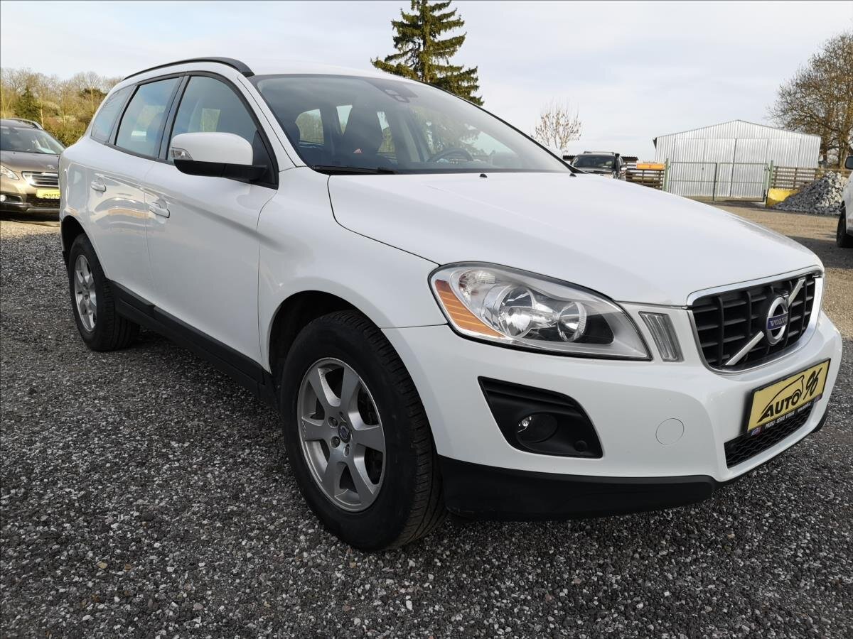 Volvo XC60 Kombi 2,4 l 136 kw
