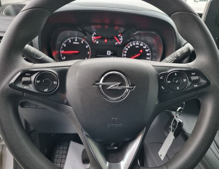 Opel Combo Skříň 1,5 l 96 kw