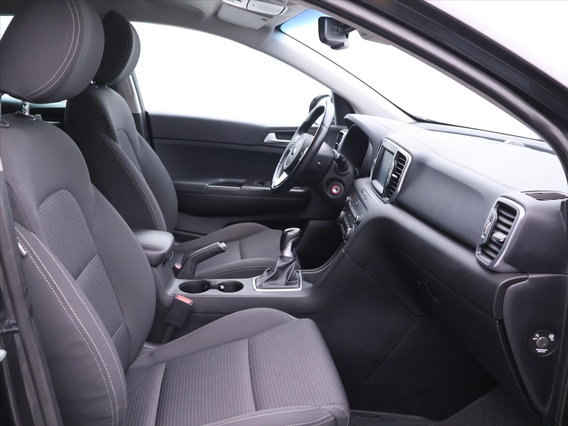 KIA Sportage SUV 2,0 l 136 kw