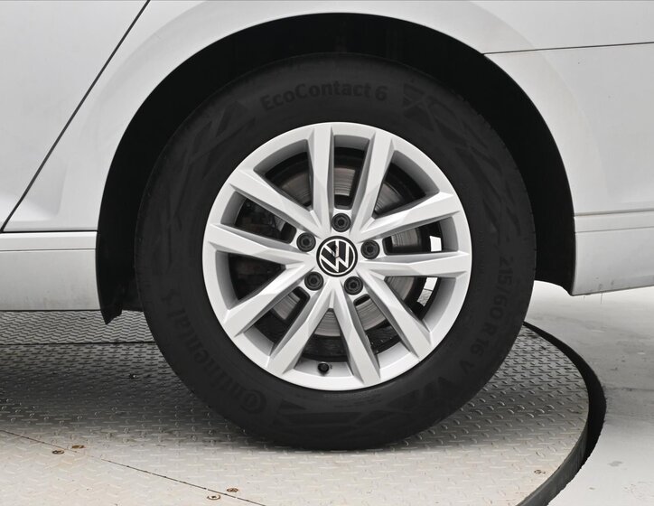 Volkswagen Passat Kombi 2,0 l 110 kw