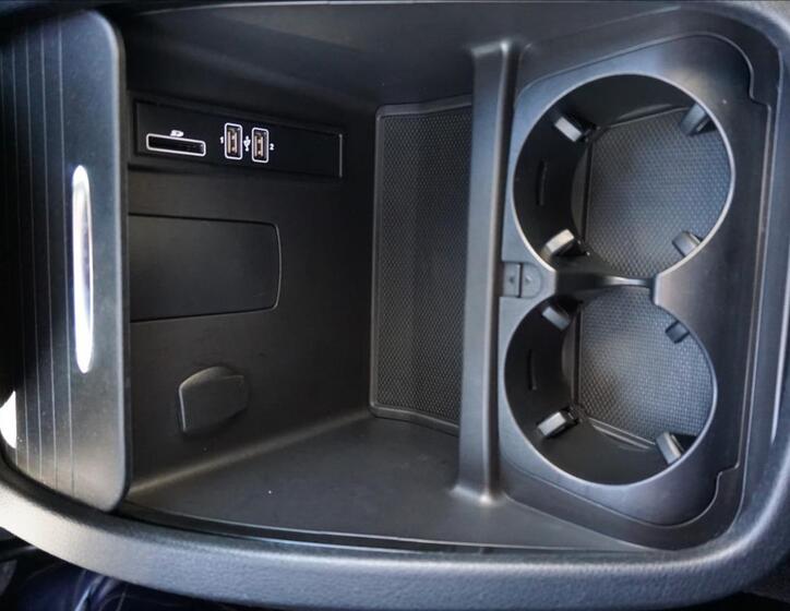 Mercedes-Benz Třídy V 21