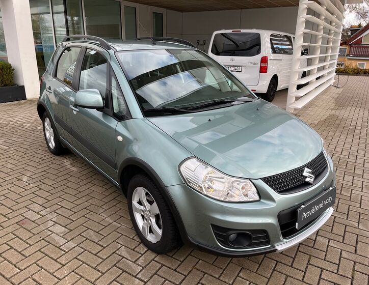 Suzuki SX4 8