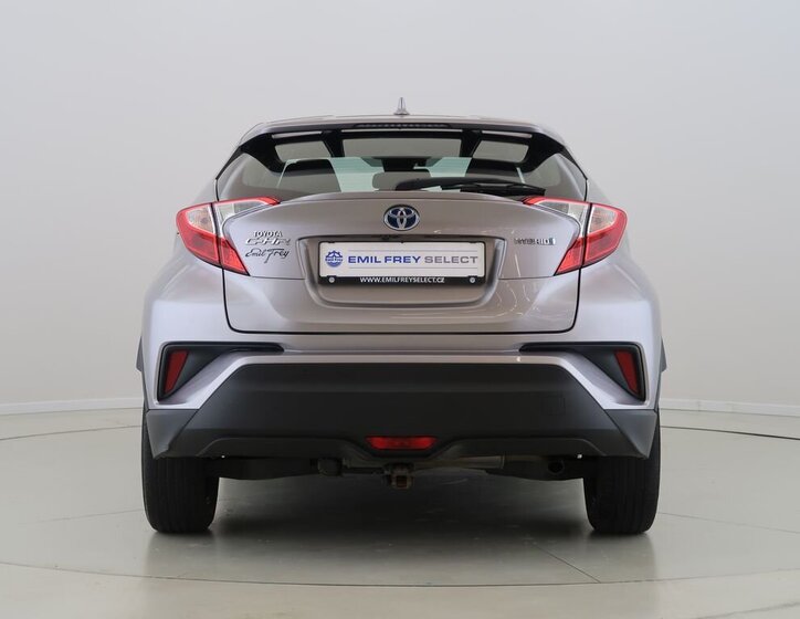 Toyota C-HR SUV / Terénní 1,8 l 72 kw