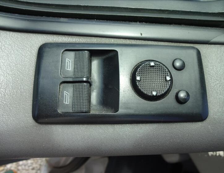 Volkswagen Caravelle 35