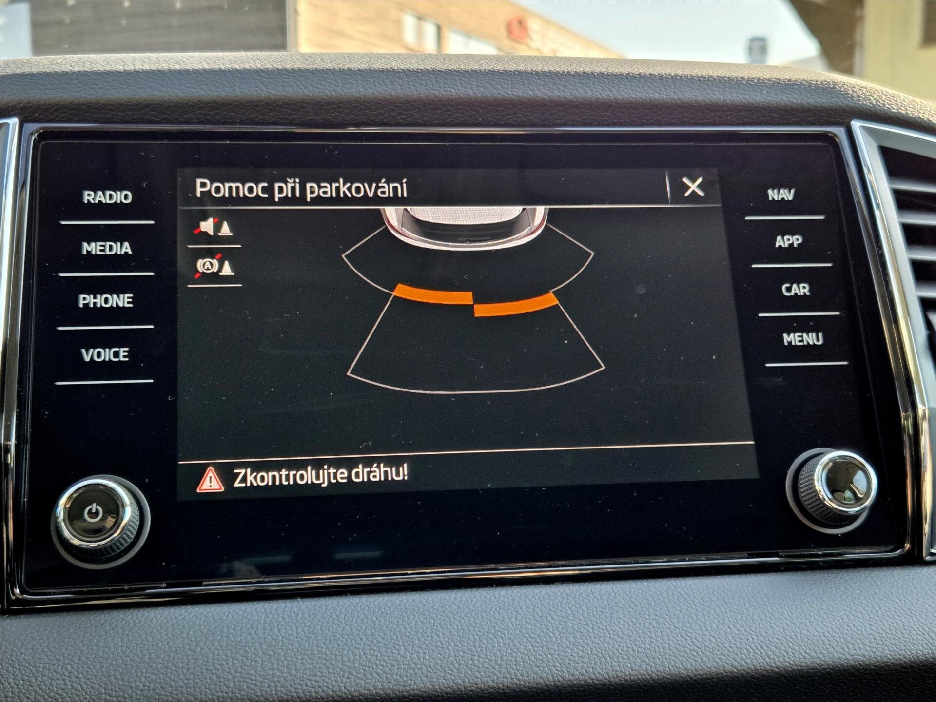 Škoda Karoq SUV 1,5 l 110 kw