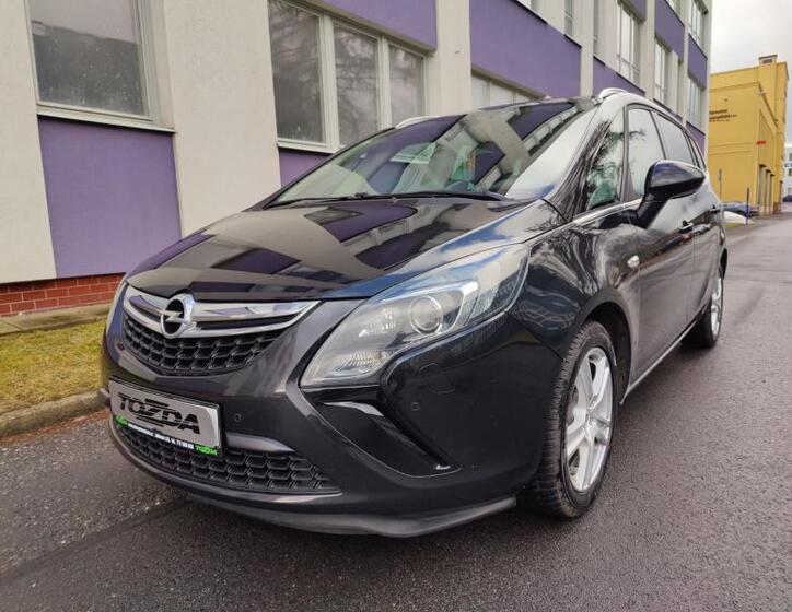 Opel Zafira 1