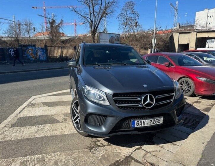 Mercedes-Benz GLE SUV / Terénní 3,0 l 190 kw
