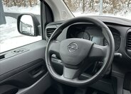 Opel Vivaro 17