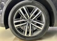 Volkswagen Tiguan 8