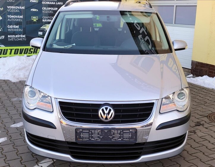 Volkswagen Touran MPV 1,9 l 77 kw