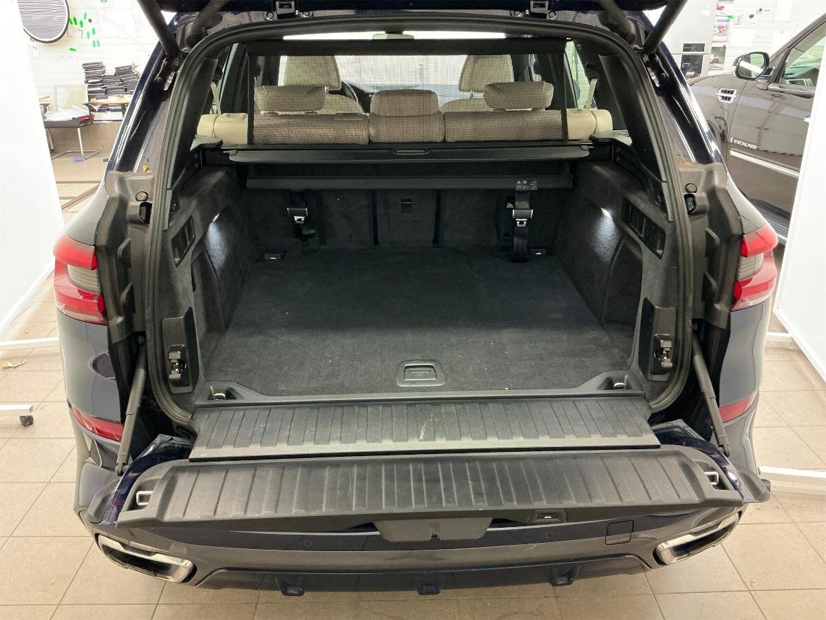 BMW X5 SUV 3,0 l 195 kw