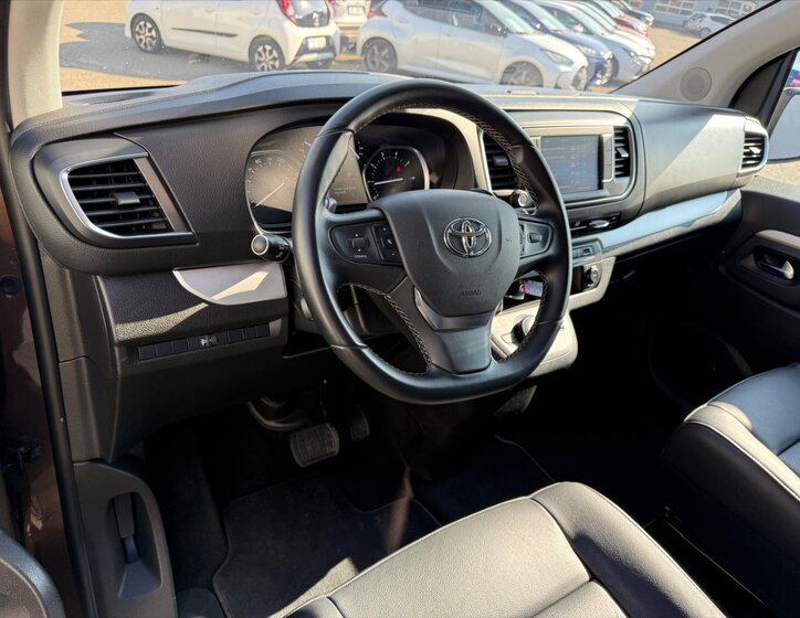 Toyota ProAce Verso VAN / Minibus 2,0 l 130 kw