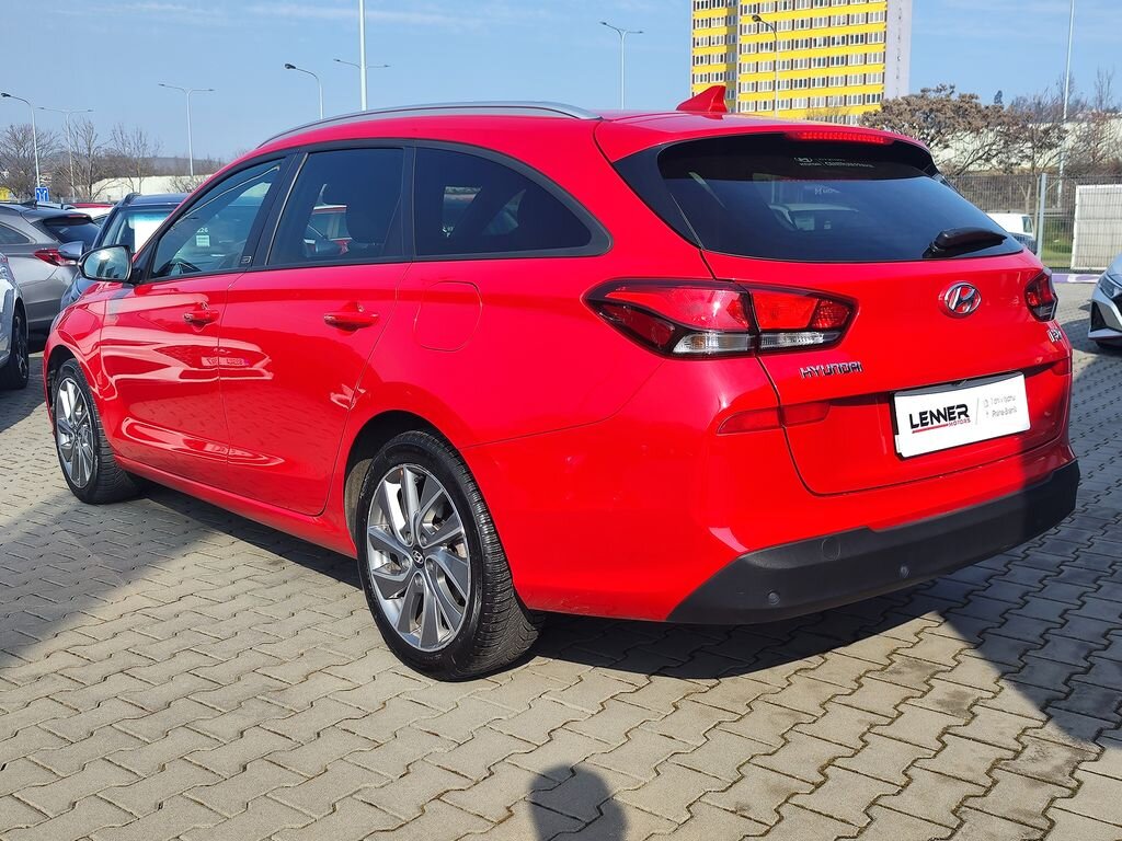Hyundai i30 Kombi 1,4 l 103 kw