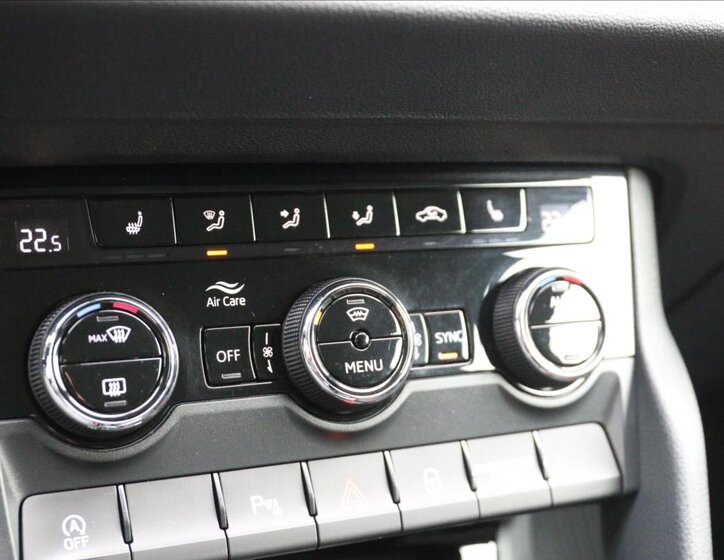 Škoda Karoq Kombi 1,6 l 85 kw