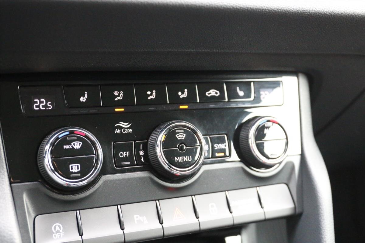 Škoda Karoq Kombi 1,6 l 85 kw