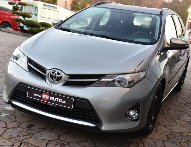 Toyota Auris 3