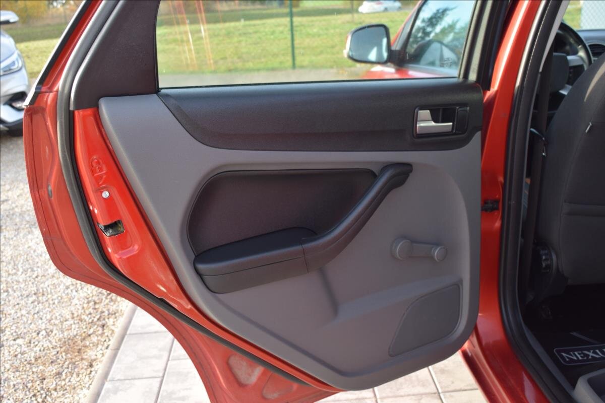 Ford Focus Hatchback 1,6 l 74 kw