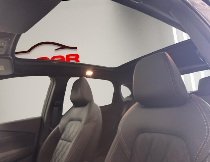 Nissan Qashqai SUV / Terénní 1,3 l 116 kw