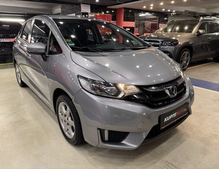 Honda Jazz Hatchback 1,3 l 75 kw