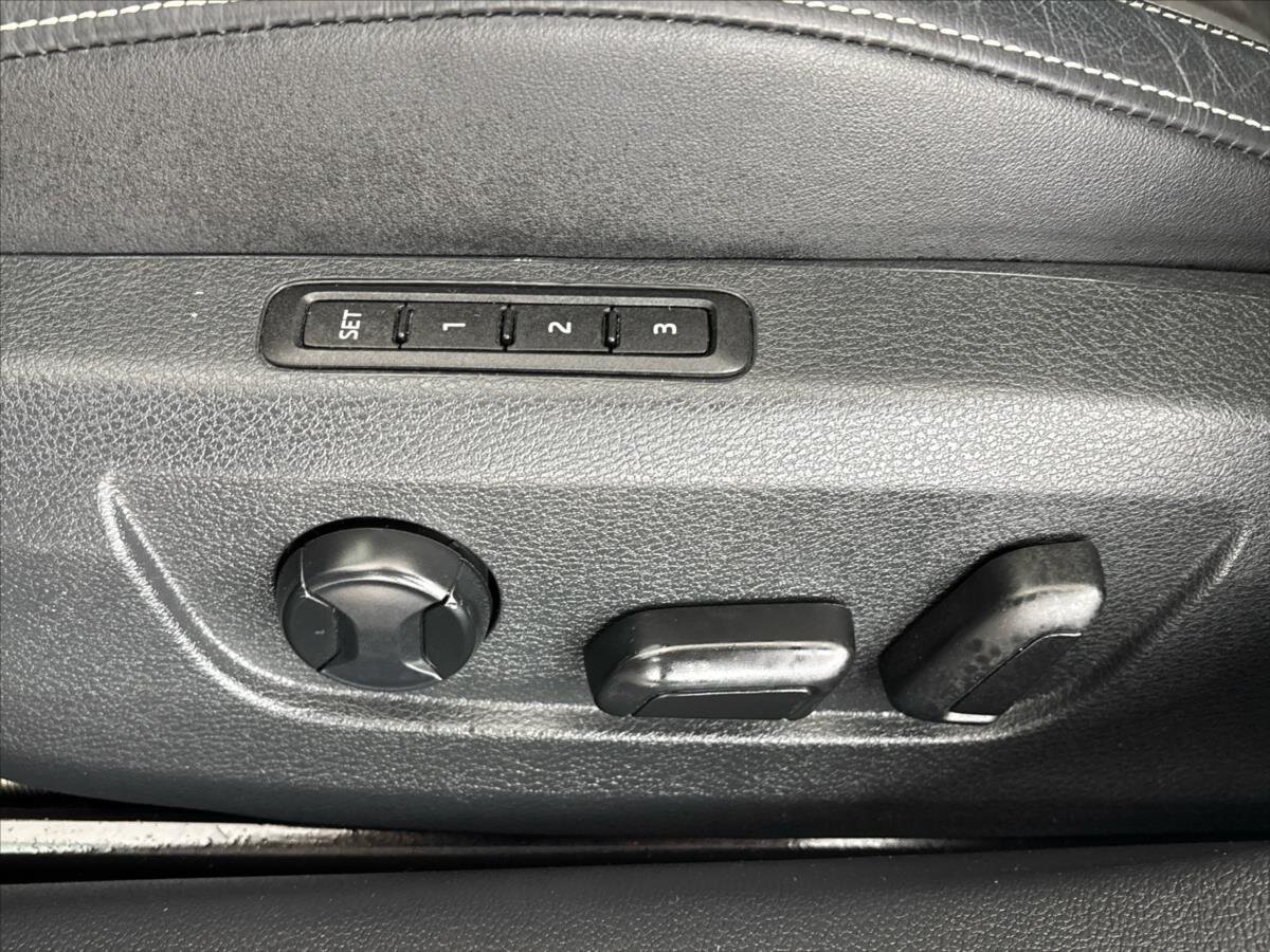 Škoda Superb Kombi 2,0 l 110 kw