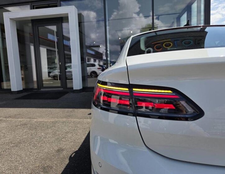 Volkswagen Arteon Liftback 2,0 l 110 kw