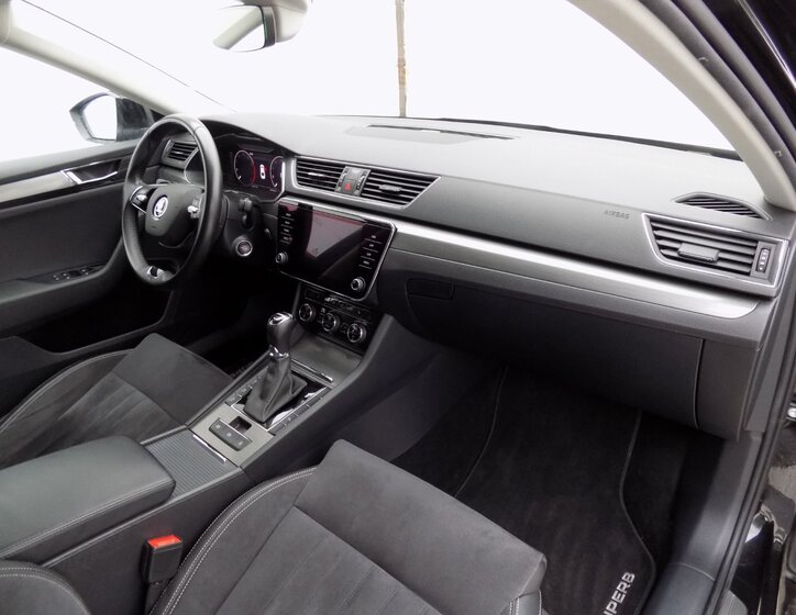 Škoda Superb Sedan 2,0 l 206 kw