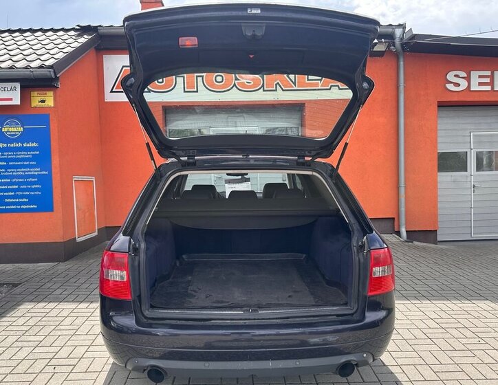 Audi S6 Kombi 4,2 l 220 kw