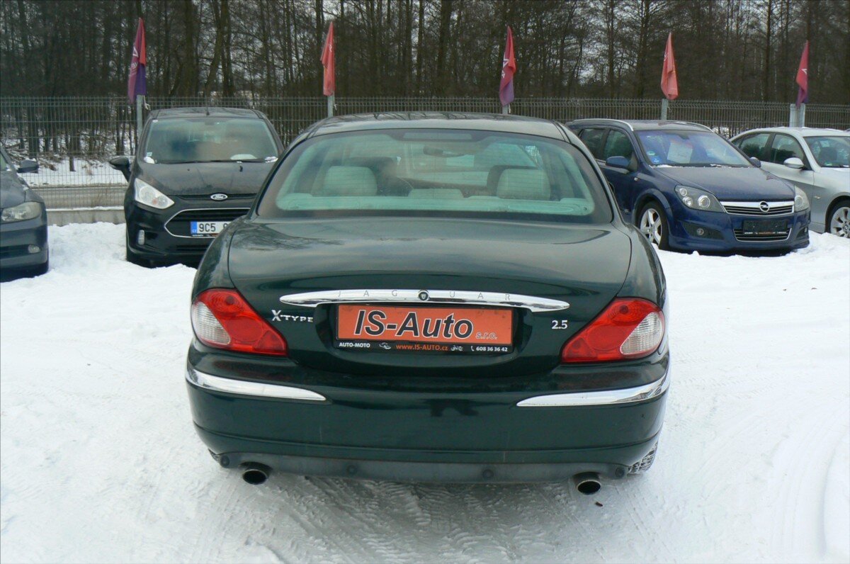 Jaguar X-Type