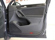 Volkswagen Tiguan 11