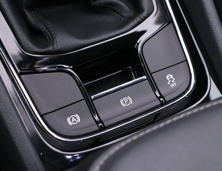 Škoda Karoq SUV / Terénní 999,0 81 kw