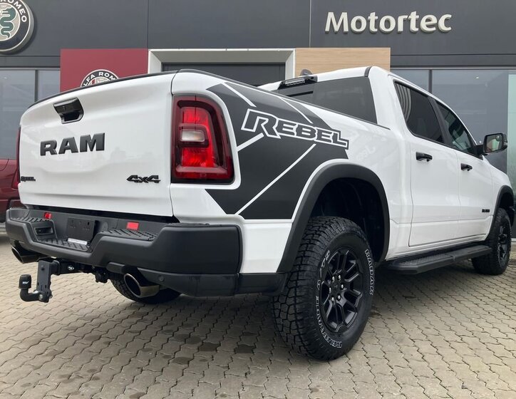 Dodge RAM Pick-up 3,0 l 313 kw