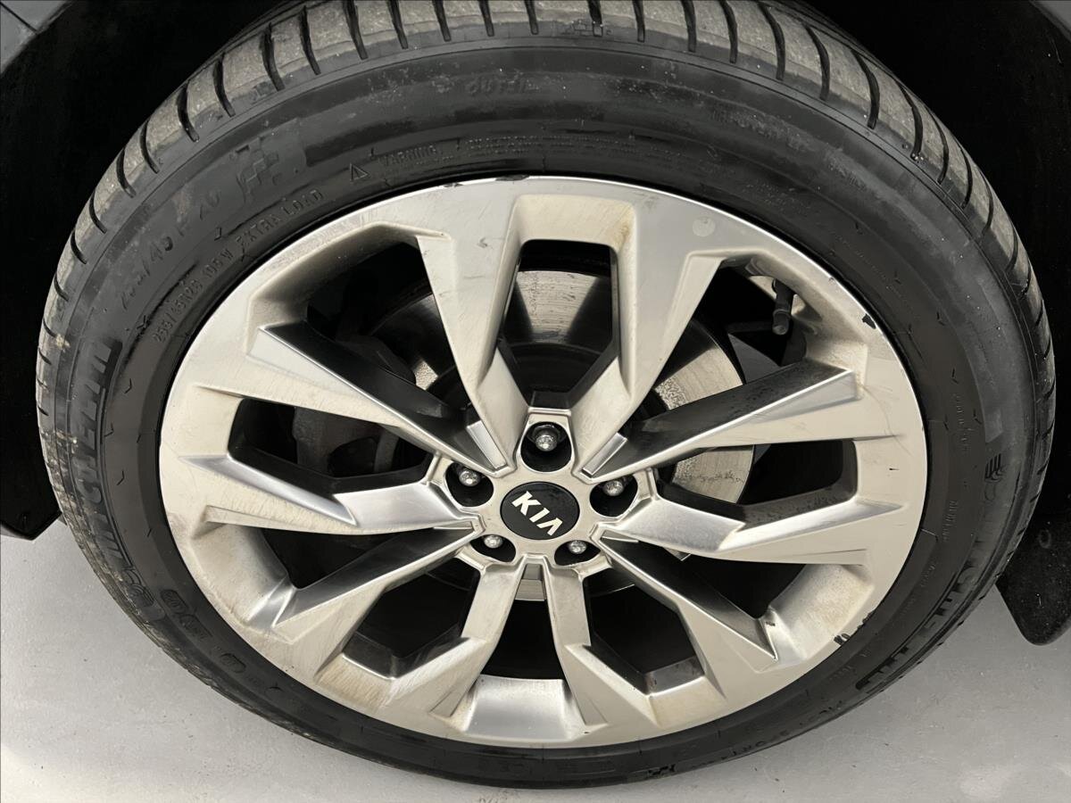 KIA Sorento SUV 2,2 l 148 kw