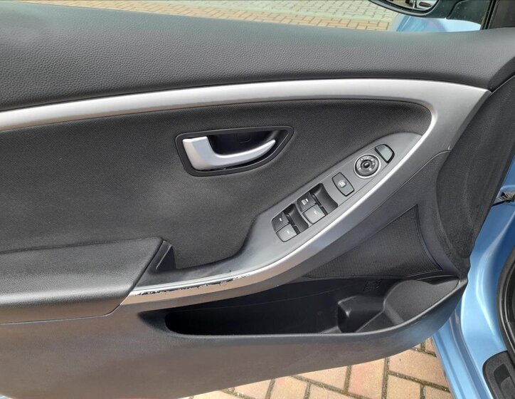 Hyundai i30 Hatchback 1,6 l 99 kw