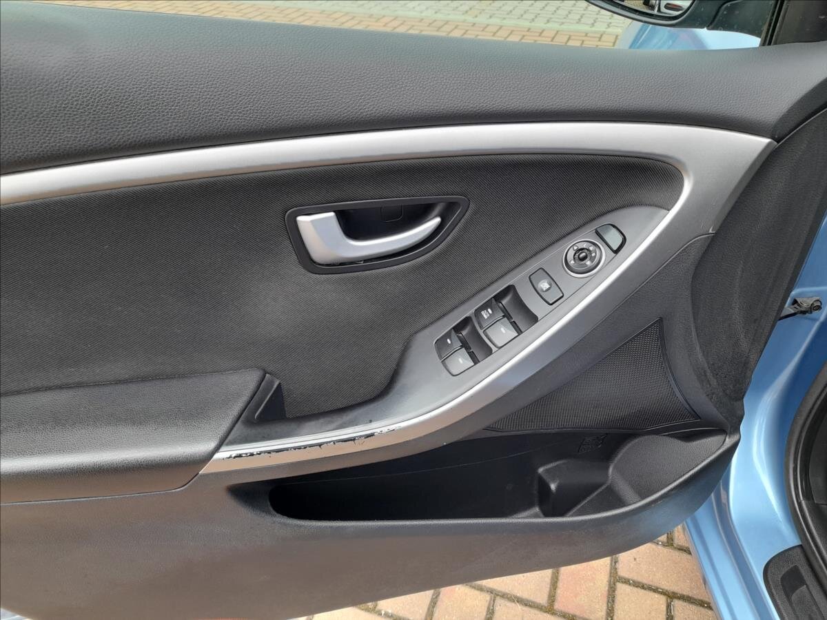 Hyundai i30 Hatchback 1,6 l 99 kw