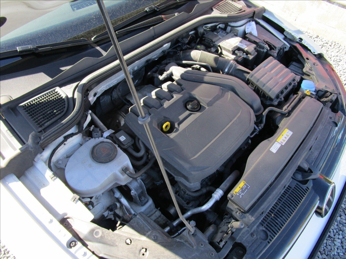 Volkswagen Golf Hatchback 1,5 l 110 kw