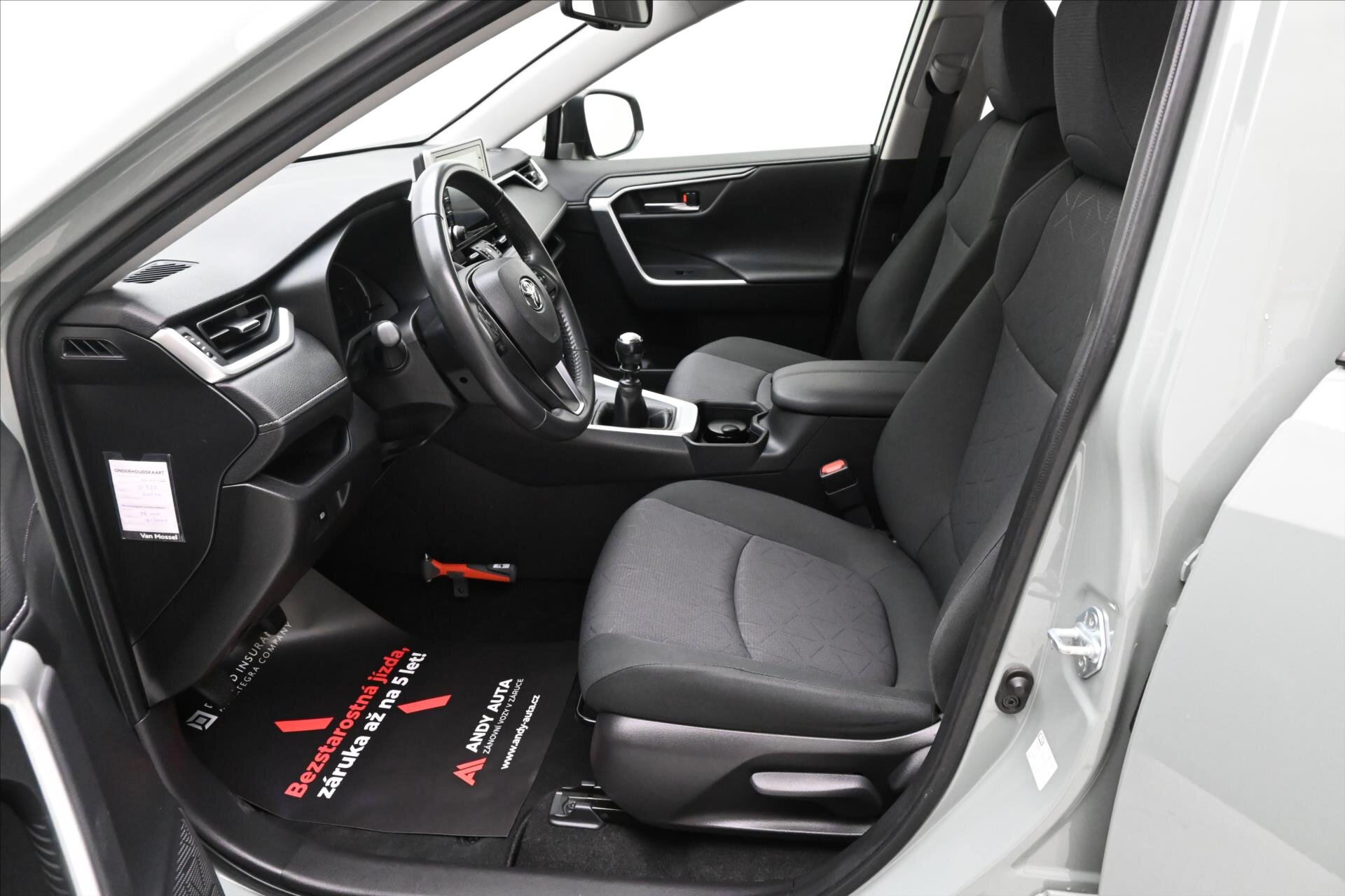 Toyota RAV4 SUV 2,0 l 129 kw