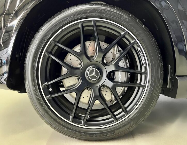 Mercedes-Benz GLE SUV 3,0 l 455 kw