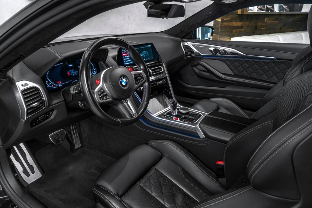 BMW M8 Kupé 4,4 l 460 kw