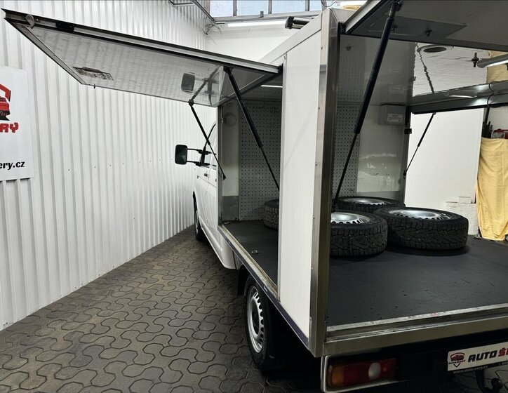 Volkswagen Transporter 27