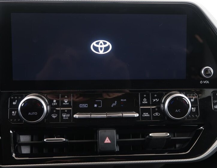 Toyota Highlander Kombi 2,5 l 140 kw