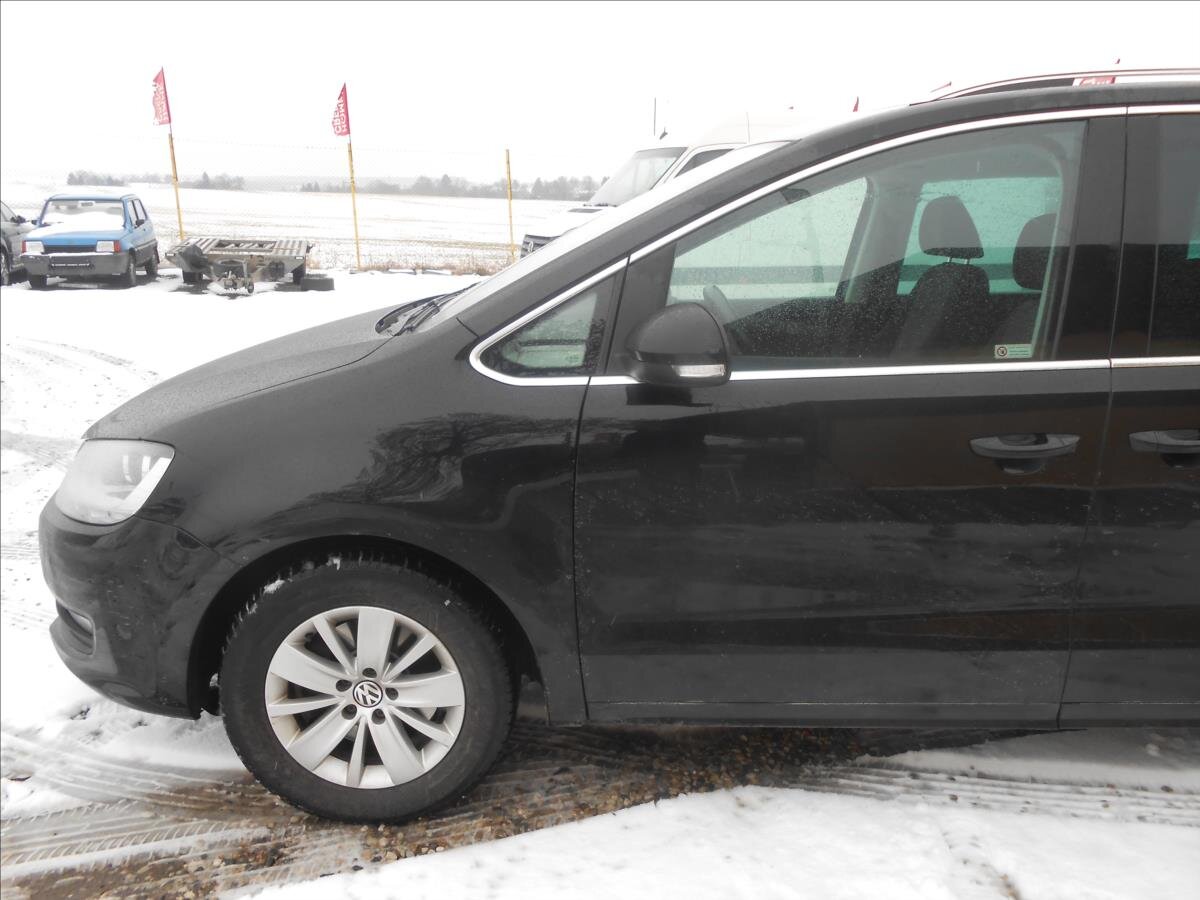 Volkswagen Sharan MPV 2,0 l 103 kw