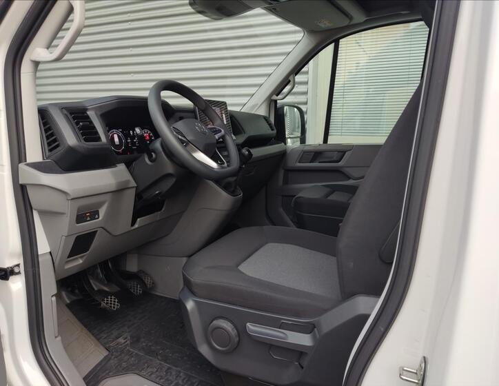 Volkswagen Crafter 8