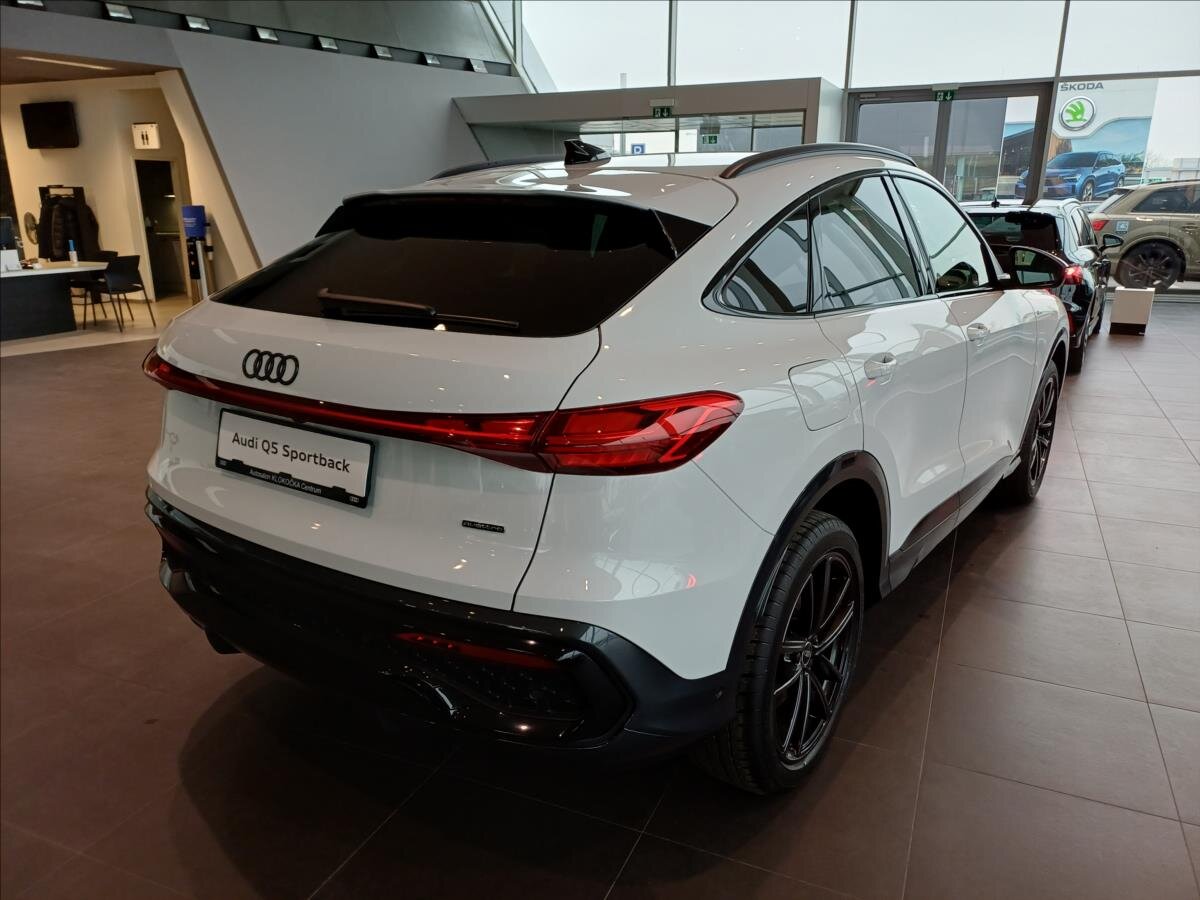 Audi Q5 SUV / Terénní 2,0 l 150 kw