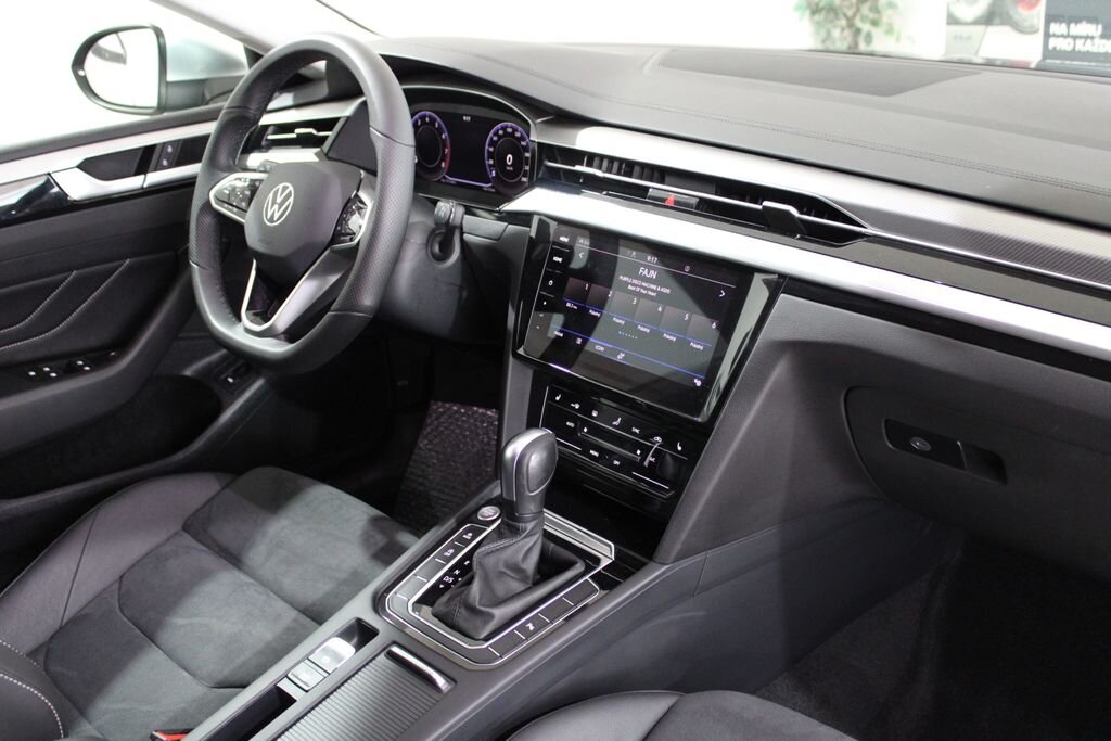 Volkswagen Arteon Sedan / Limuzína 2,0 l 140 kw
